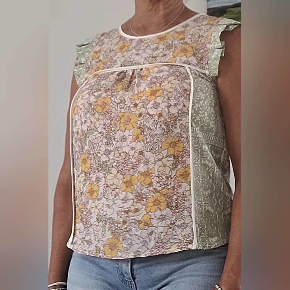 Monteau Green and Yellow Floral Blouse
